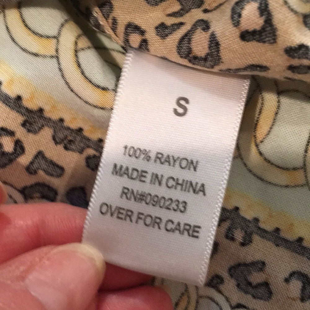 Barely Worn Pac Sun Button Down - image 4